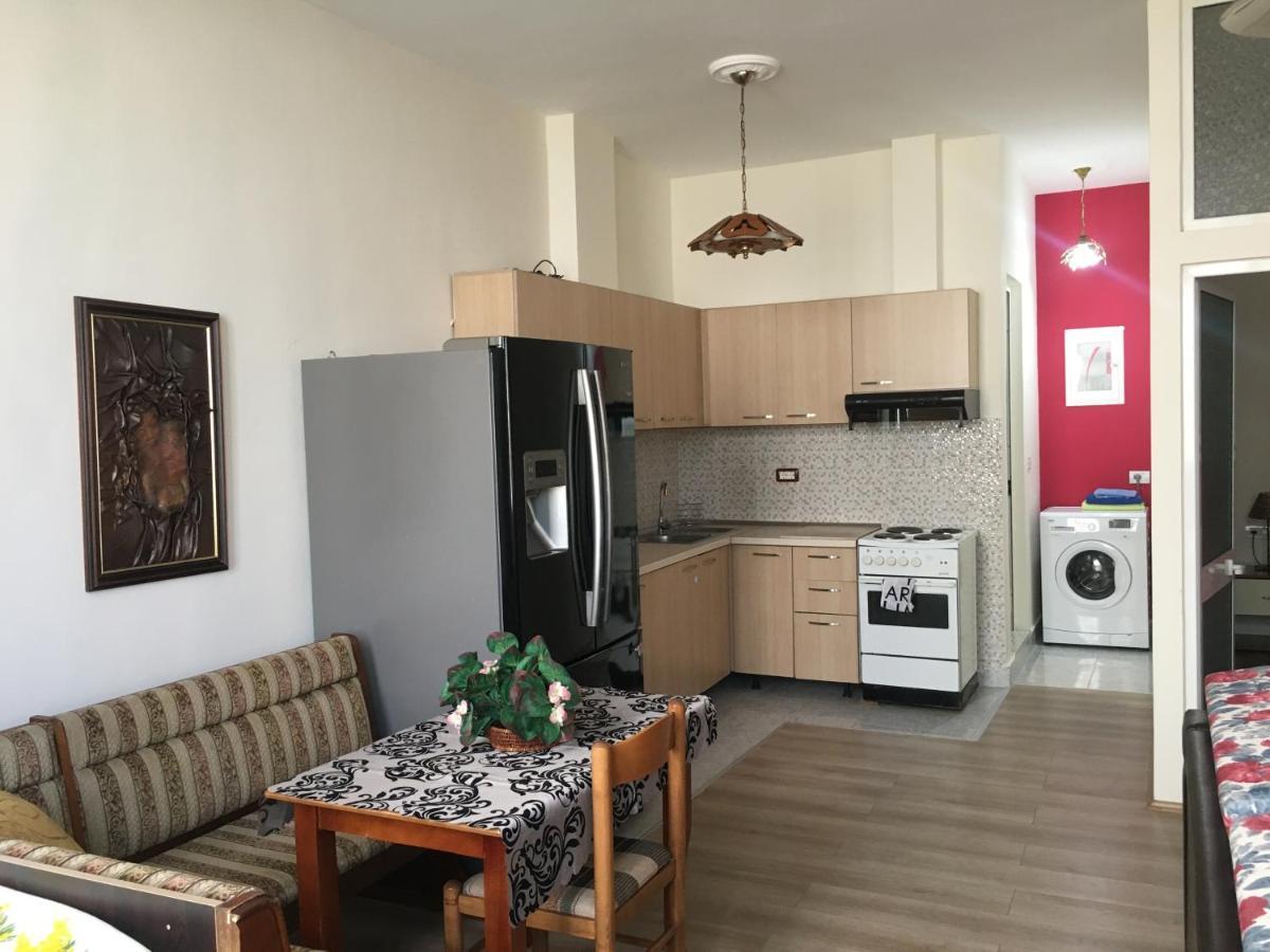Central Apartments Shoshi Tirana Exterior foto