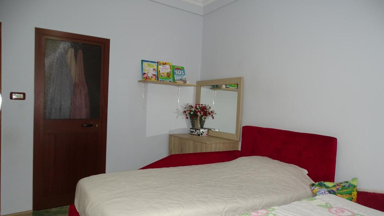 Central Apartments Shoshi Tirana Exterior foto